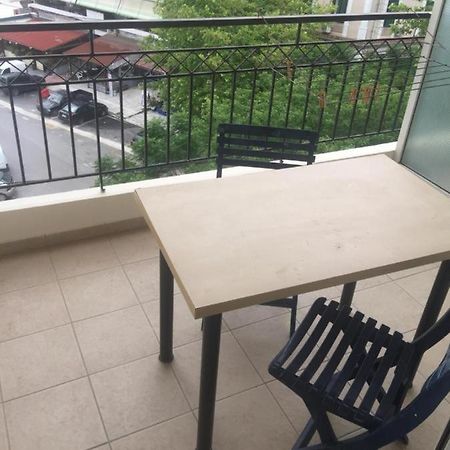 Studio By The Train Station 2 ลาริซา ภายนอก รูปภาพ